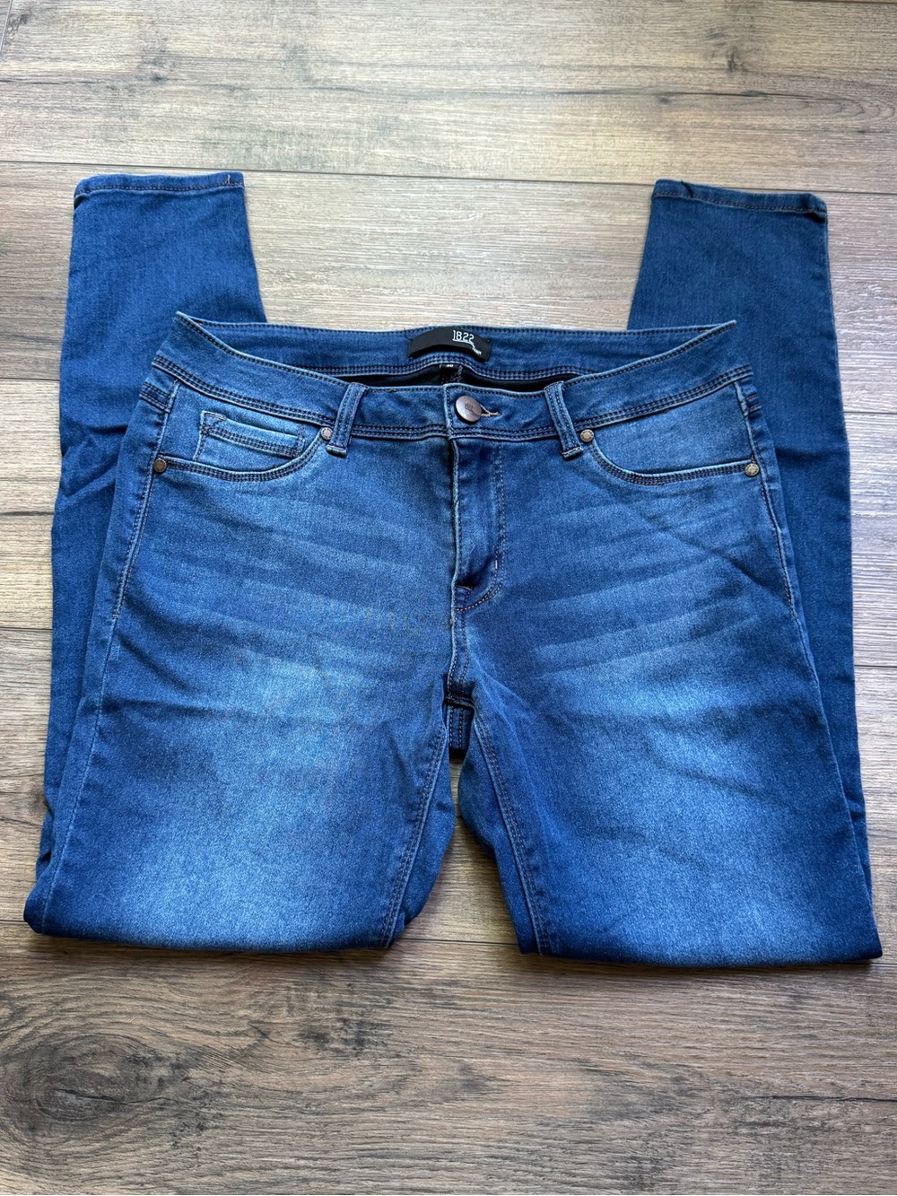 1822 Denim Mid-Blue High-Rise Skinny Jeans
